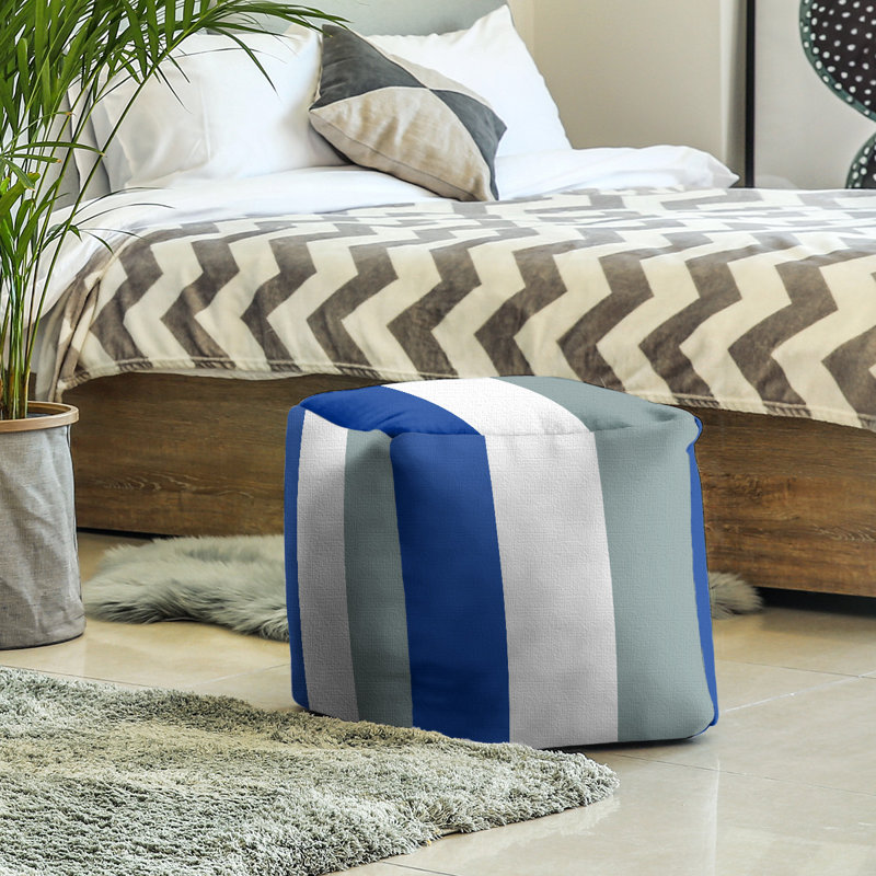 Repose-pieds cubique Tennessee, H 13 po x l 13 po x P 13 po, Bleu / blanc maison / argent