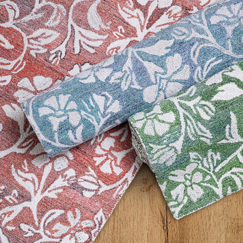 Florals Camellia Floral Hand Tufted Polyester Indoor/Outdoor Area Rug in Coral/Ivory, Rectangle 9' x 13'