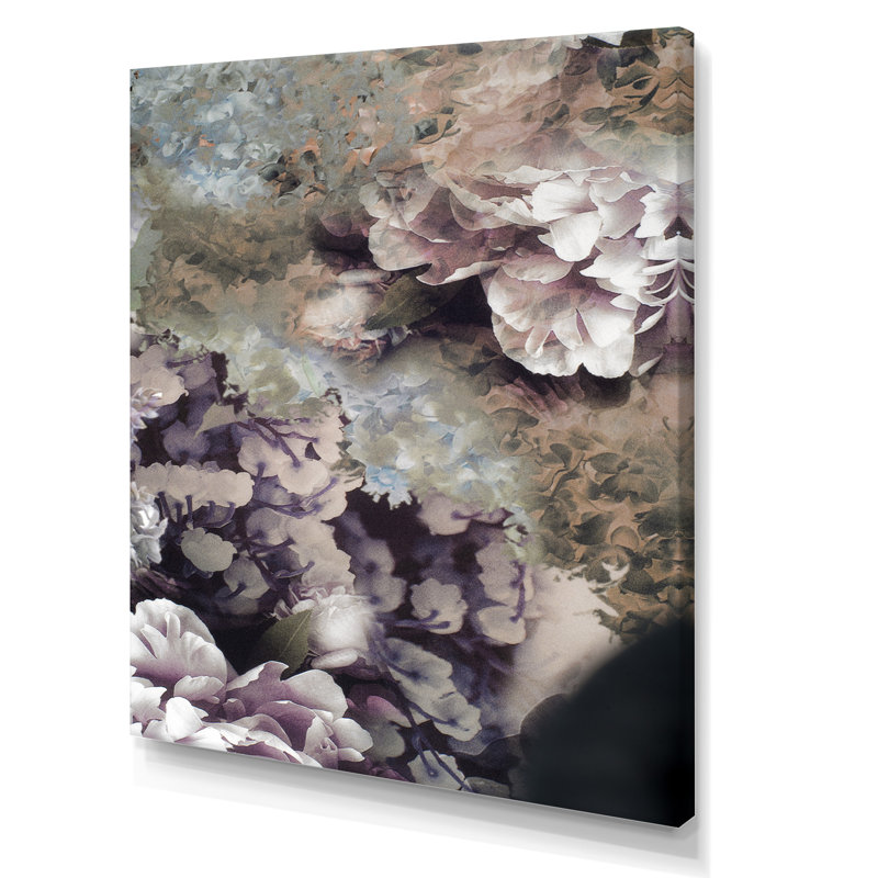 «Grunge Silk Nature Flower II», reproduction d'art sur toile, H 40 po x l 30 po x P 1,5 po, Toile tendue