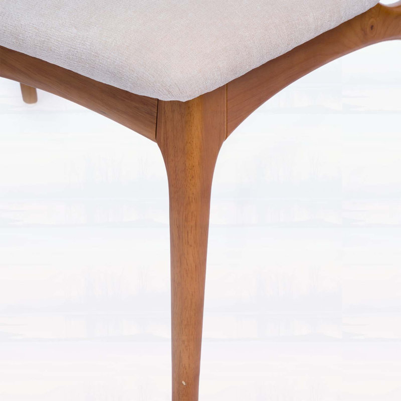 Ensemble de 2 chaises de salle à manger modernes du milieu du siècle en rotin, avec structure en bois d'hévéa massif et dossier en rotin naturel.