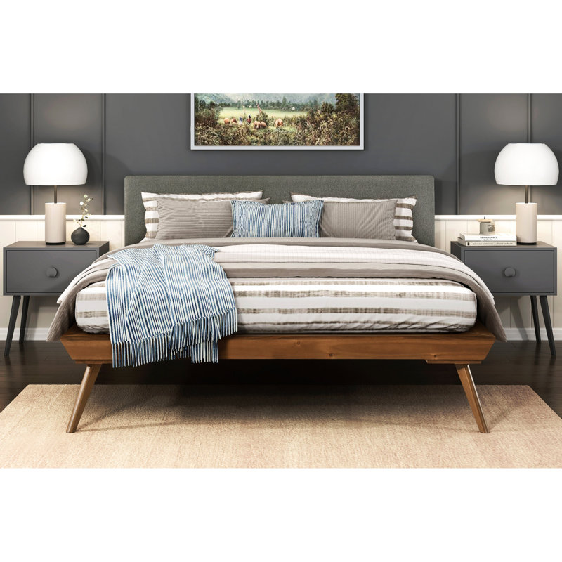 Grand lit plateforme châtaignier et gris foncé avec tête de lit texturée, Grand lit