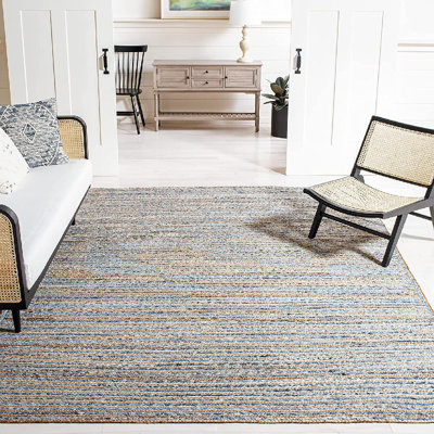 Williar Handmade Flatweave Natural/Blue Area Rug