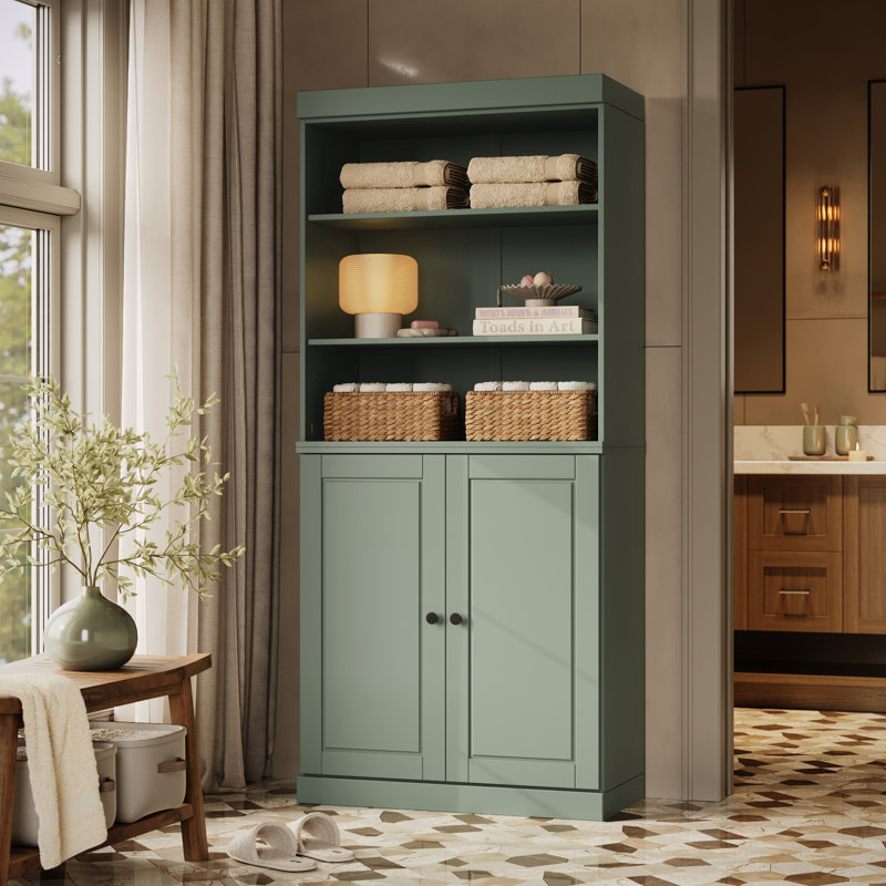 Armoire de rangement pour salle de bain 100% bois massif Palace Imports, portes à panneaux surélevés, tablettes réglables, 32 po de largeur, 71,5 po de hauteur