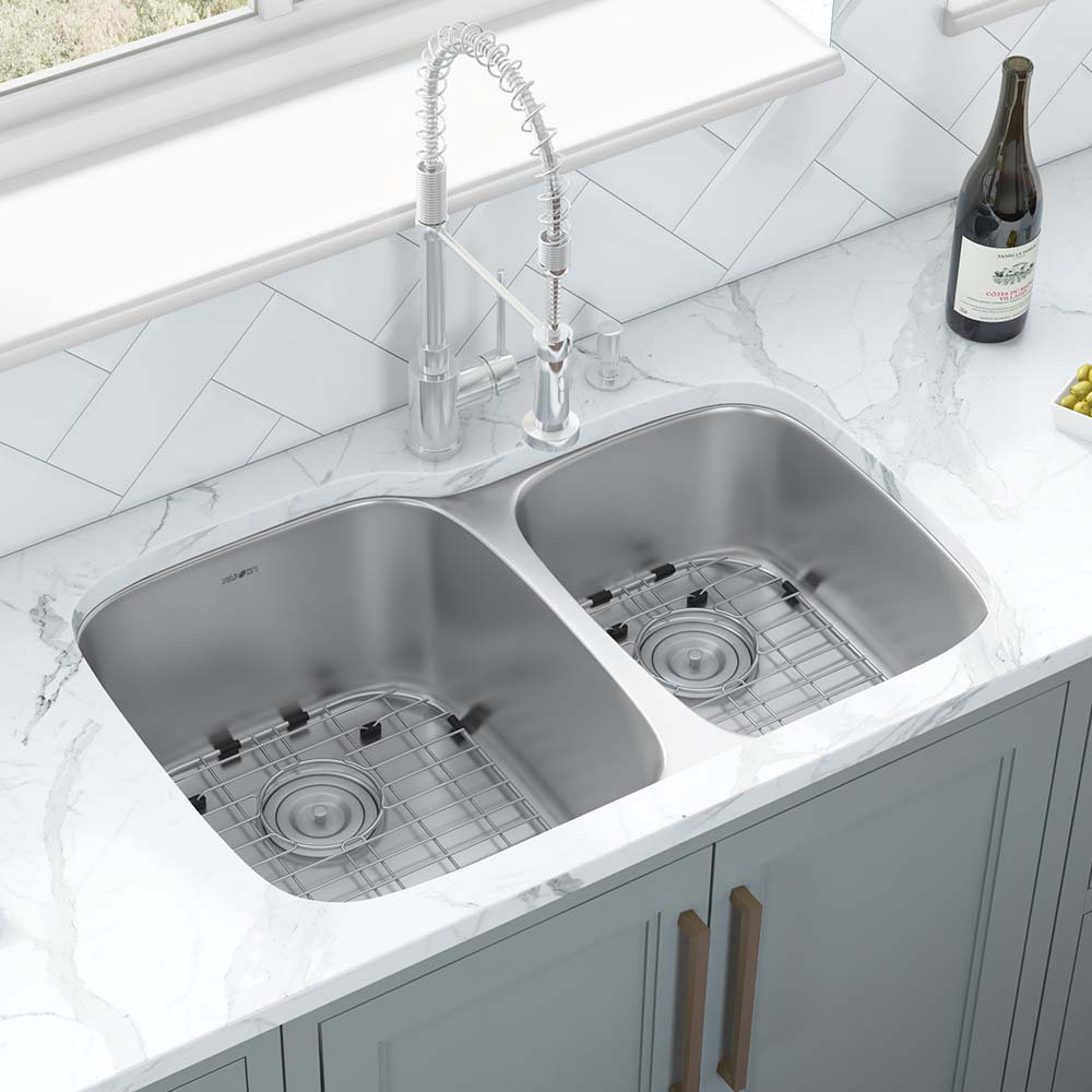 Ruvati 32-inch Undermount 60/40 Double Bowl 16 Gauge Stainless Steel Kitchen Sink Ruvati