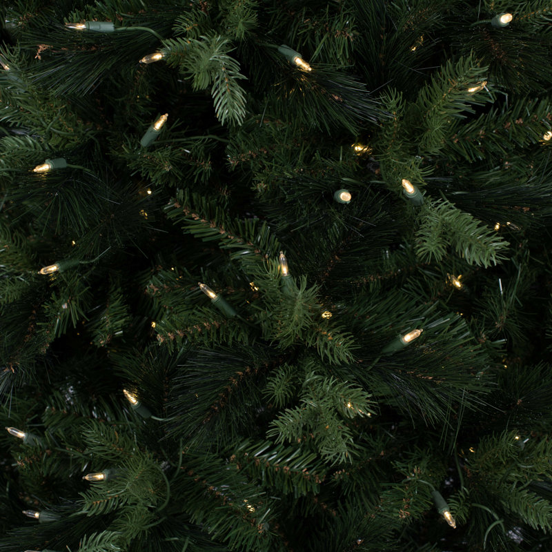 Arbre de Noël vert épinette réaliste avec lumières DEL, H 9 pi