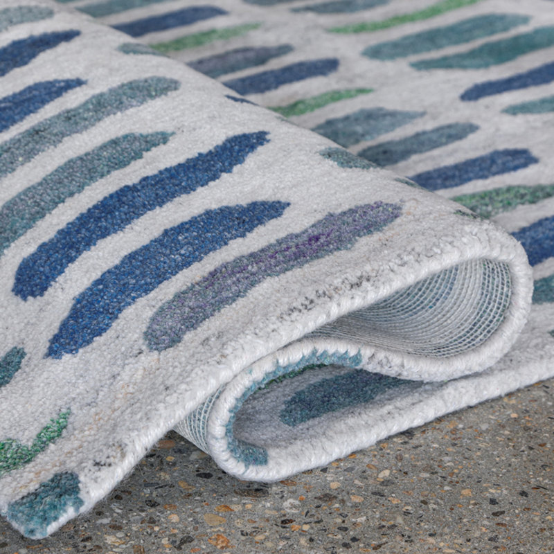 Tapis intérieur / extérieur en PET touffeté à la main Cayo en naturel / vert / bleu, Rectangle 2 pi x 3 pi