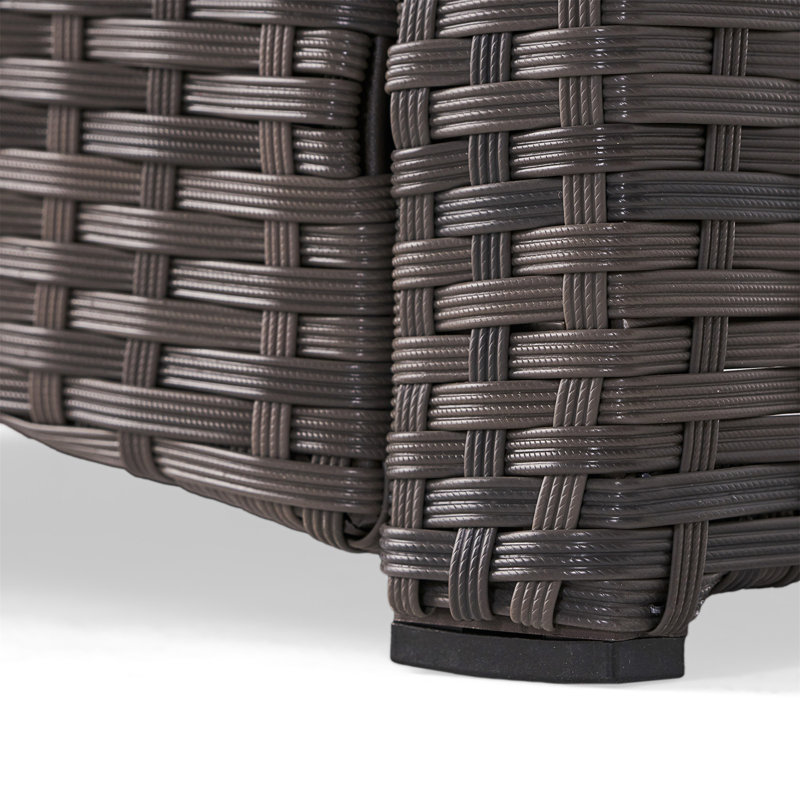 ST MARTA SINGLE SOFA