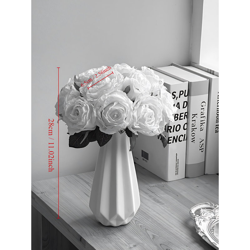 Bouquet de fleurs roses dans un vase, Rouge
