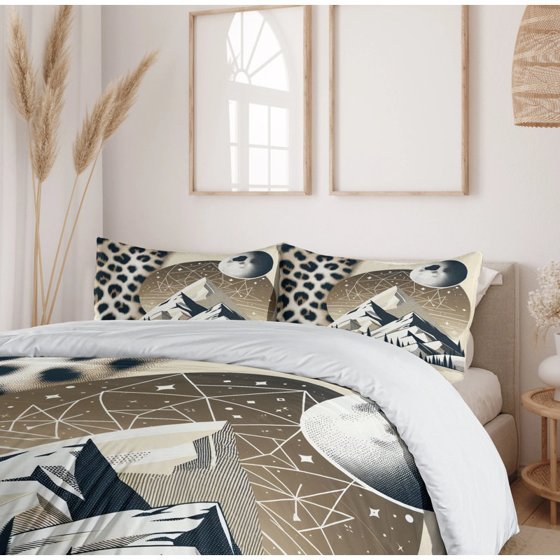 Wild Mountains Duvet Cover, California King Duvet Cover + 2 Standard Shams