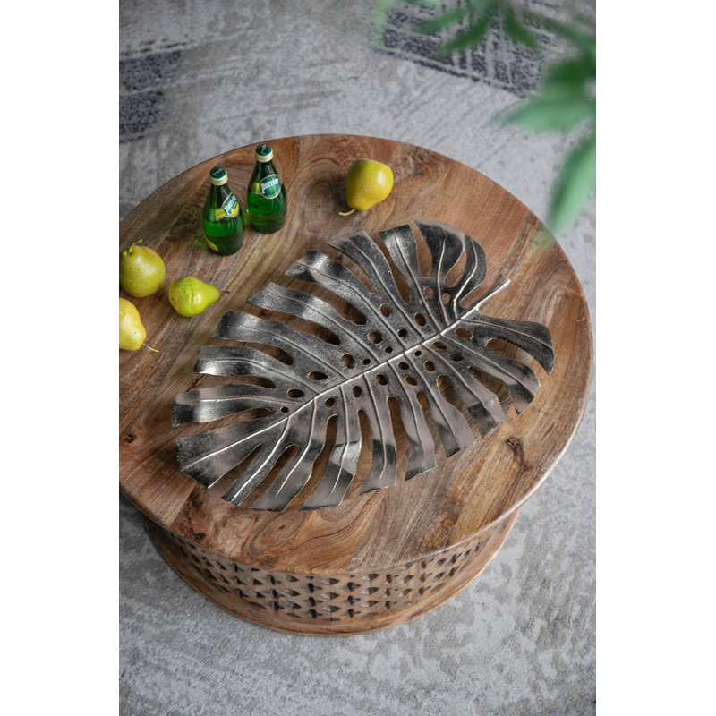 Gold Monstera Leaf Wall Décor, 2" H x 24.8" W x 17.3" D