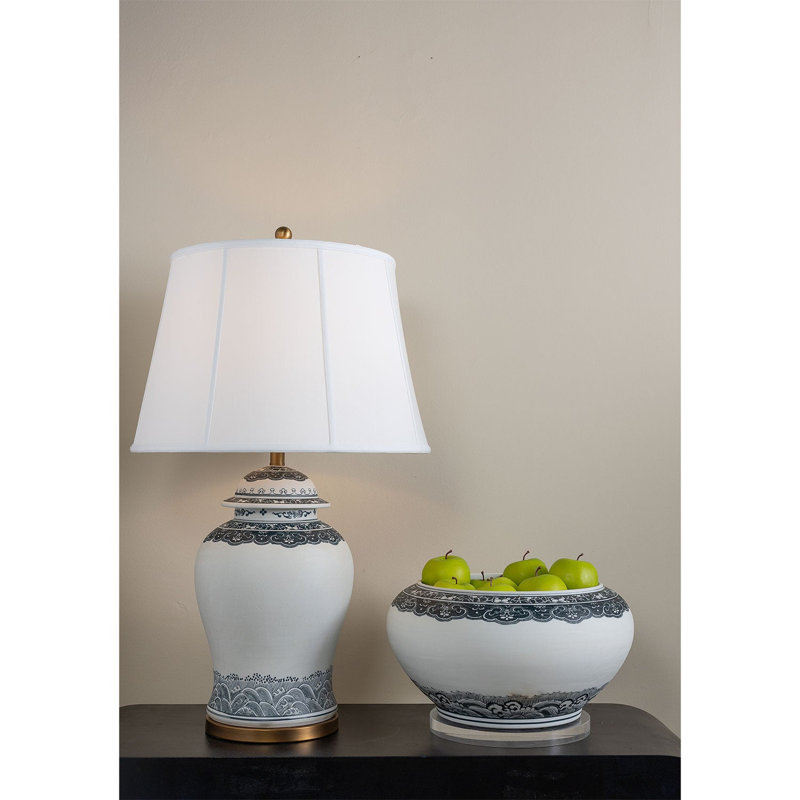 Ming indigo jar, Large
