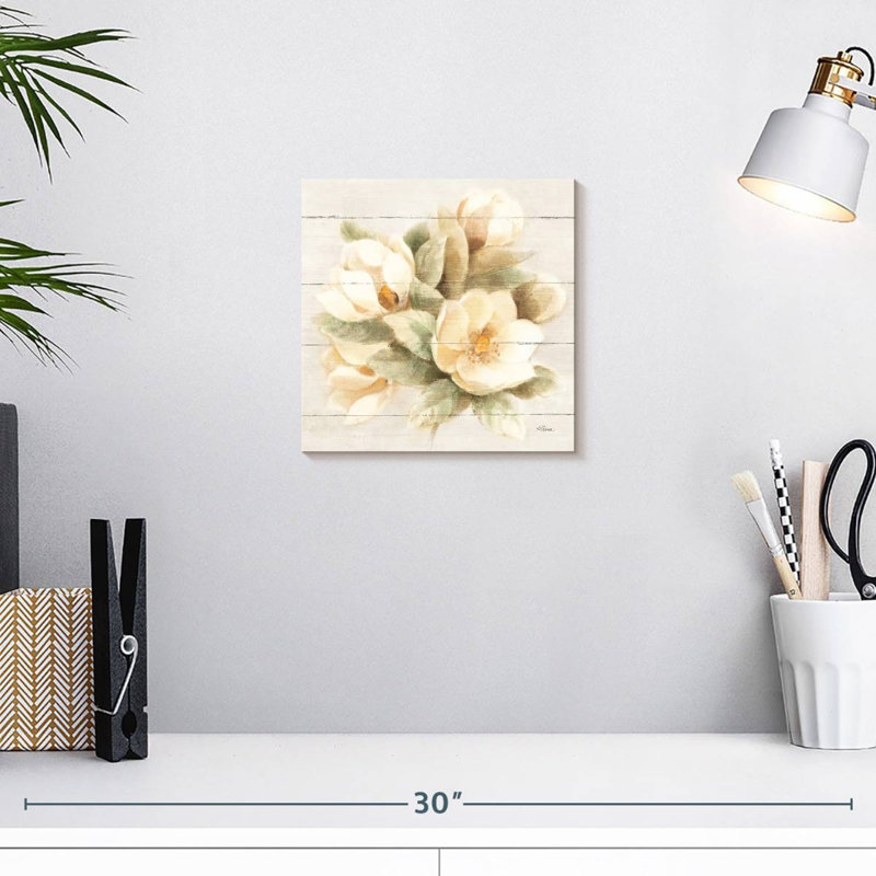 Magnolia ivoire sur bois, H 10 po x l 10 po
