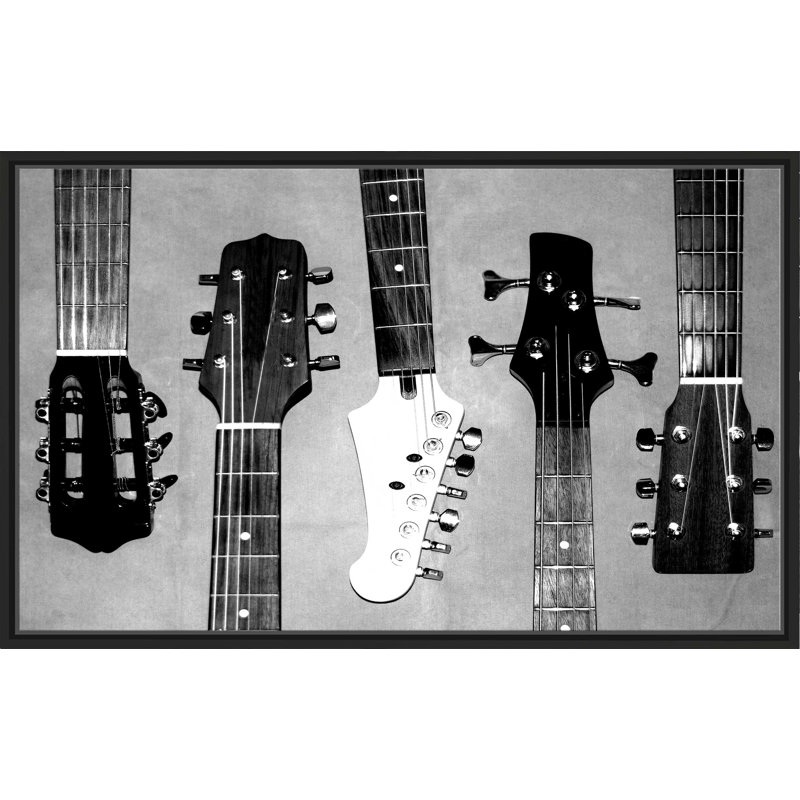 «Guitare tête I» par - Impression, Cadre flottant noir, H 21,5 po x l 33,5 po x P 2 po