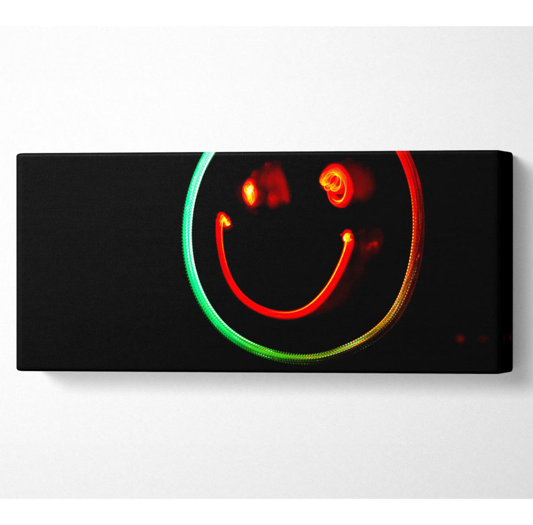 Smile Light - Panorama-Kunstdrucke auf Leinwand gerollt