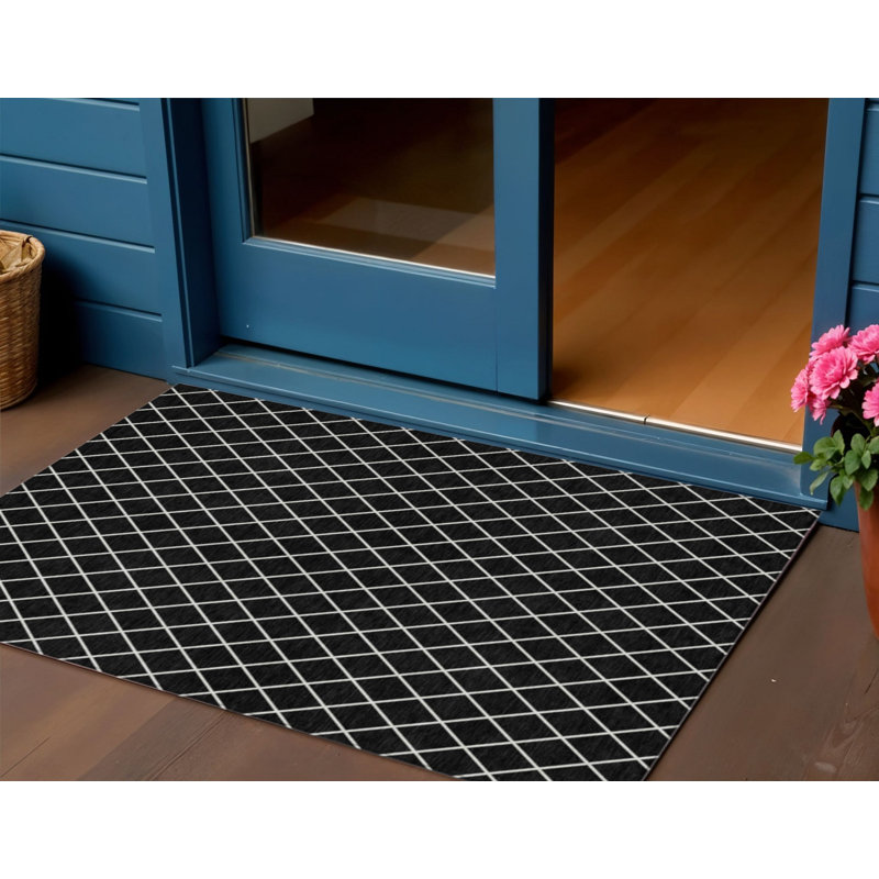 3' X 5' Black And Ivory Geometric Washable Indoor Outdoor Area Rug