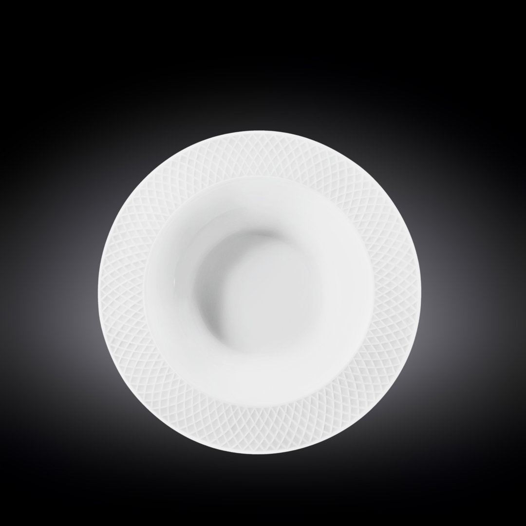 Fine Porcelain 22.5cm Deep Plate