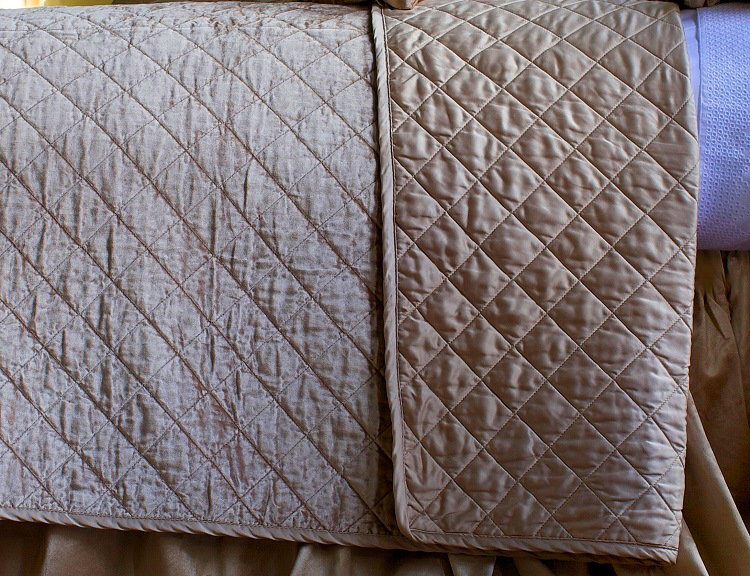 Chloe Coverlet, Champagne, Queen 
