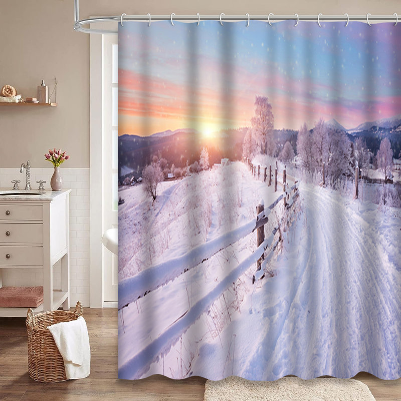 Rideau de douche avec 12 crochets Winter Road Snow Trees, L 72 po x l 78 po