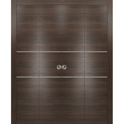 Porte de grange à panneaux en bois