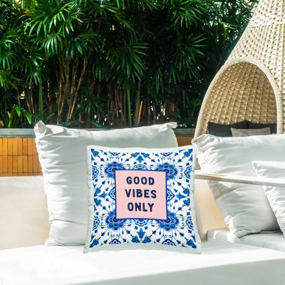 Coussin Good Good Vibes Only