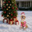 Statue festive de Labrador Retriever de Noël en tenue de père Noël rose, parfaite pour les fêtes et les joyeuses fêtes-948721630