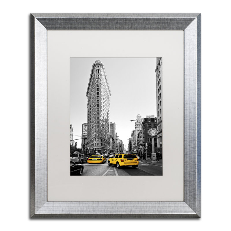 Modern & Contemporary, 20" H x 16" W x 0.5" D, Silver Framed, White
