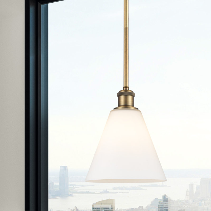 Luminaire suspendu sphérique à 1 lumière Allean, Blanc mat, H 42,75 po x l 8 po x P 8 po, Laiton brossé