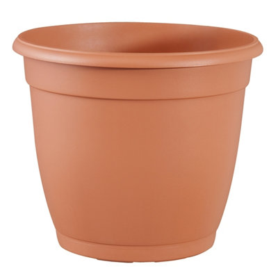 Weiss Pot Planter