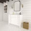 Ensemble de meuble-lavabo autoportant blanc mat avec plateau en marbre de Carrare de 42 po Alexxis-899355785