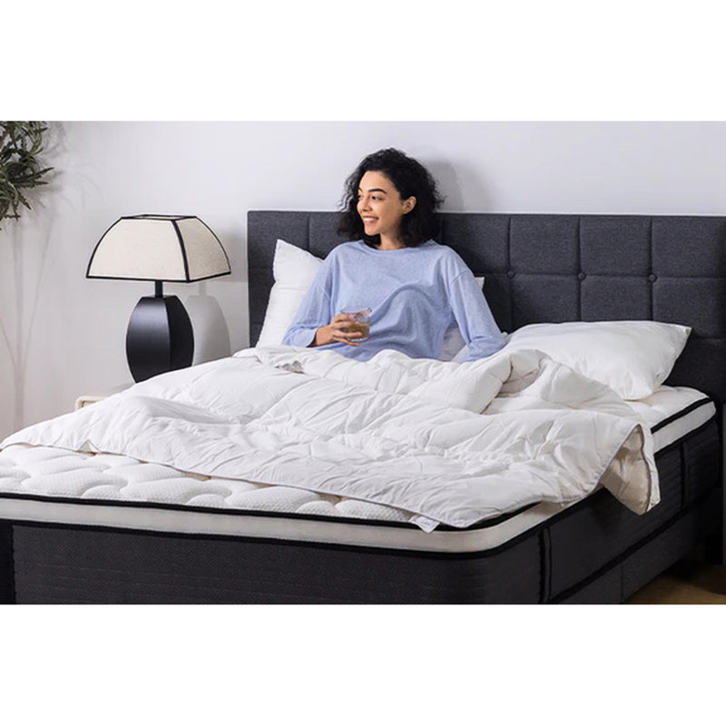 Matelas de 10 pouces avec mousse à mémoire de forme et ressorts ensachés, housse froide respirante pour grand lit, gel rafraîchissant pour un repos confortable, réveil idéal à fermeté moyenne, ressort de qualité, nuits de transpiration, reposant