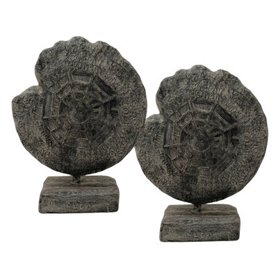 Yin/Yan Statue