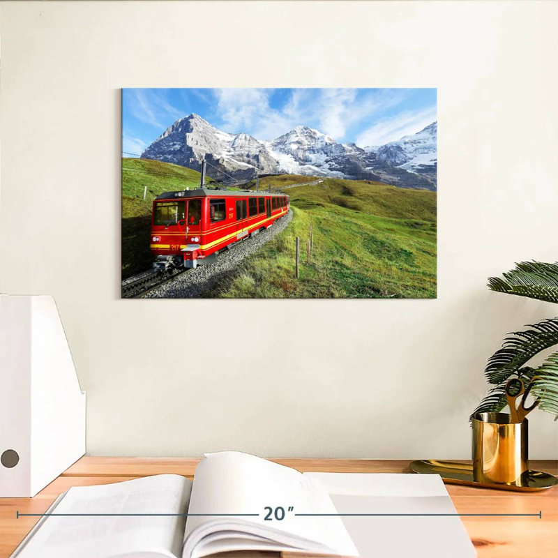 Mehar Bernese Highlands Train, 8" H x 12" W