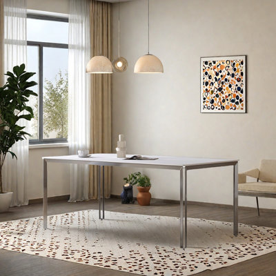 Table Minimalist