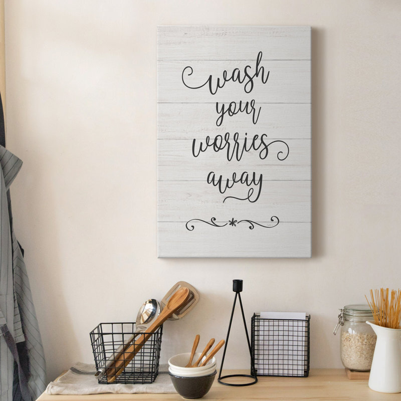 «Wash Worries», art textuel sur toile tendue, H 27 po x l 18 po x P 1 po
