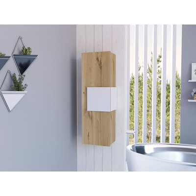 Pharmacie Artic, trois tablettes, porte simple