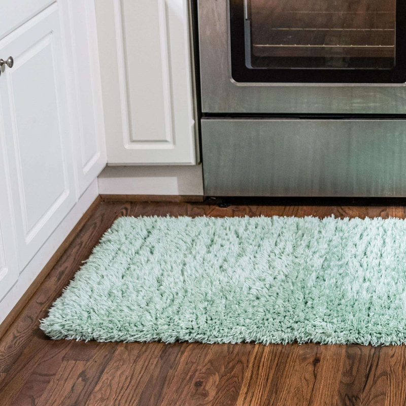 Indoor Rug, Runner 2'7" x 10'