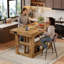 Îlot de cuisine de 55 po avec prises de courant, très grande surface de travail, table d'îlot fixe en bois à 3 niveaux avec tablette de rangement pour la salle à manger de cuisine-1359759846