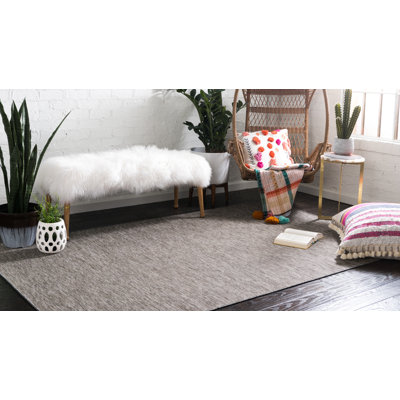 Tapis intérieur / extérieur gris Faircloth
