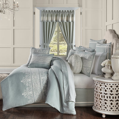 Patricia Queen 4Pc. Comforter Set