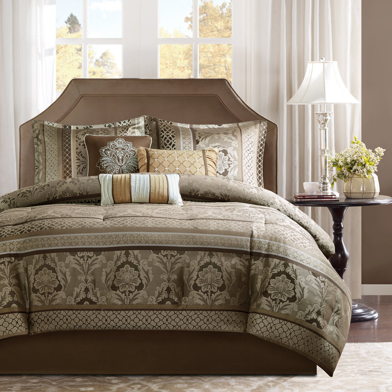 Bellagio 7 Piece Jacquard Comforter Set, Queen Comforter + 6 Additional Pieces, Brown/Gold