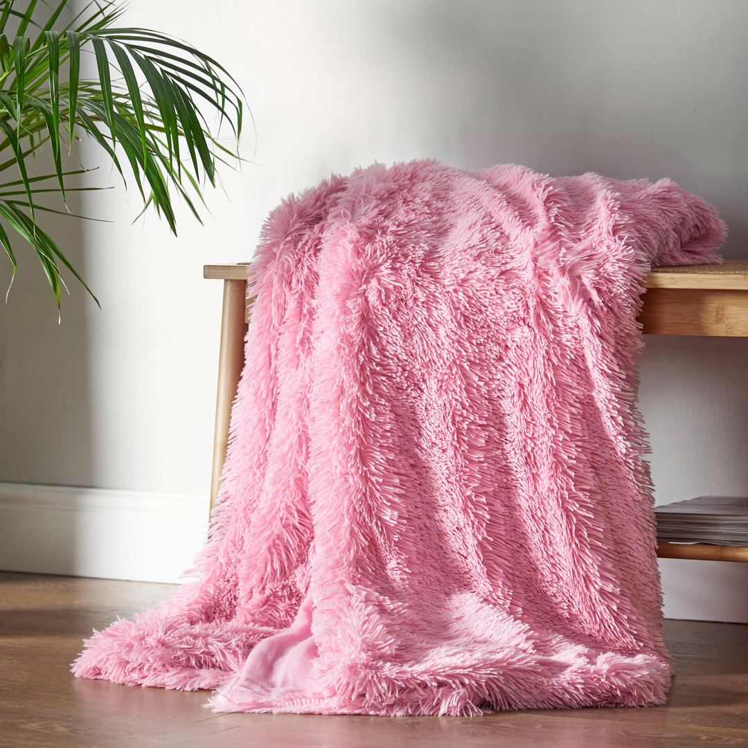 Cuddly Faux Fur 150x200cm Throw
