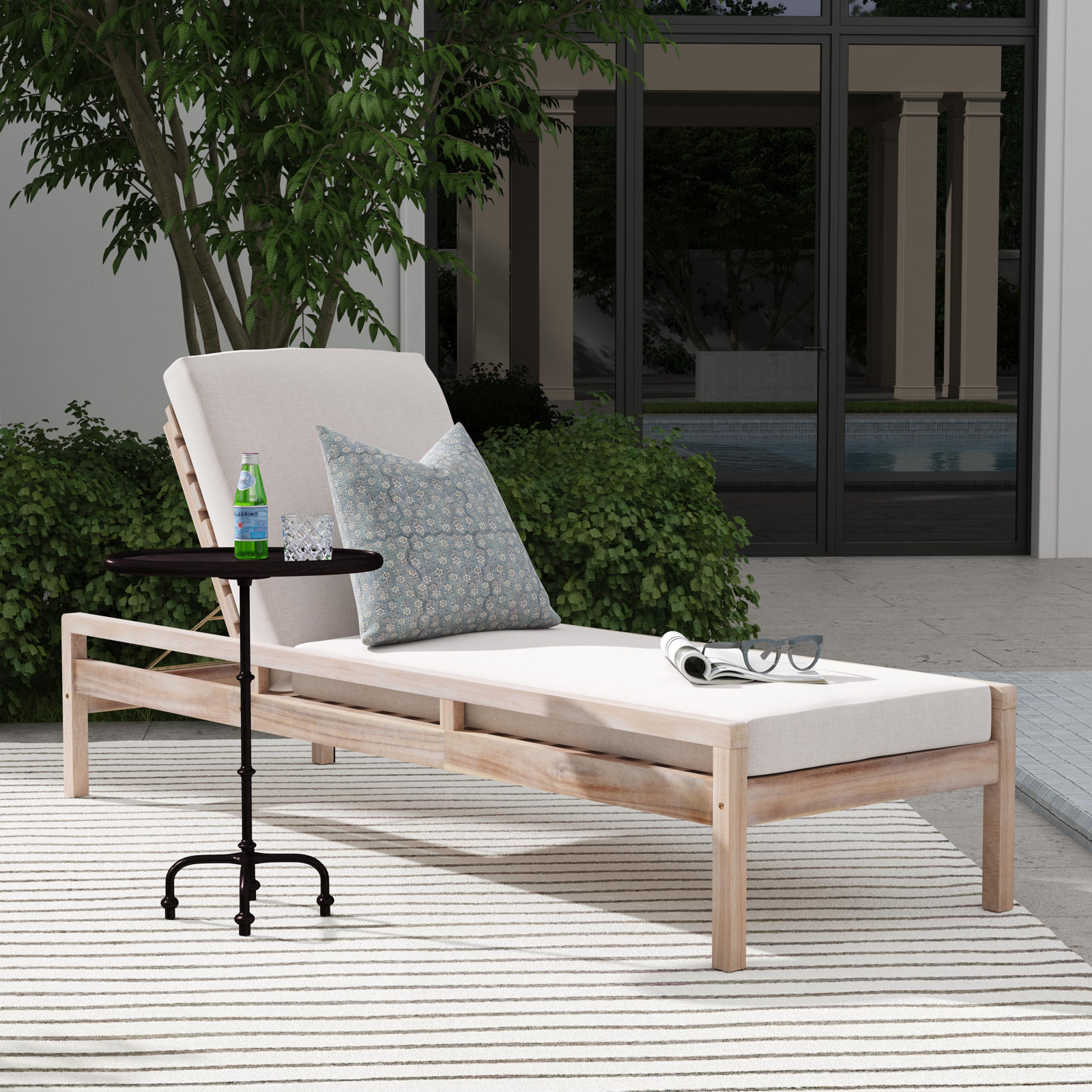 Aucilla Oval 19.75'' L x 12'' W Outdoor Side Table