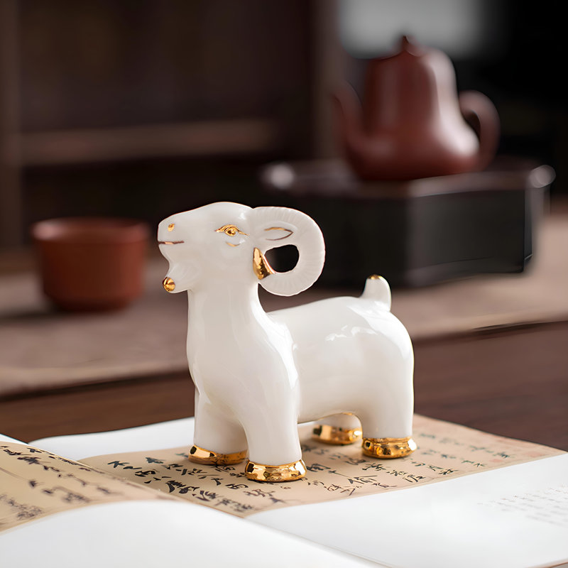 Charming Ceramic Sheep Statue – Timeless Decorative Piece