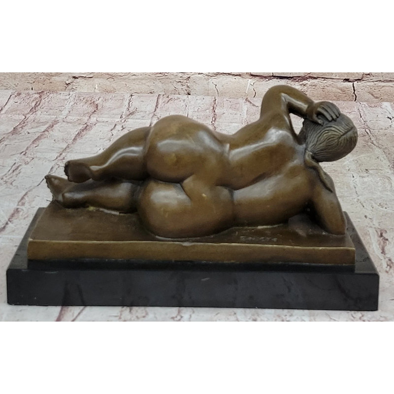 Figurine Nikole