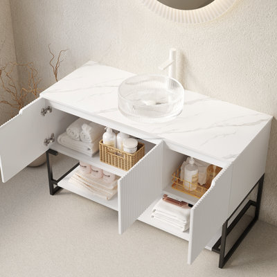 Meuble-lavabo autoportant de 48 po avec lavabo, 3 portes, tablette ouverte et lavabo en verre transparent, comptoir blanc Carrara