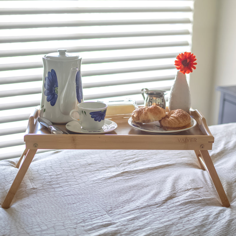 Plateau de petit déjeuner en bambou