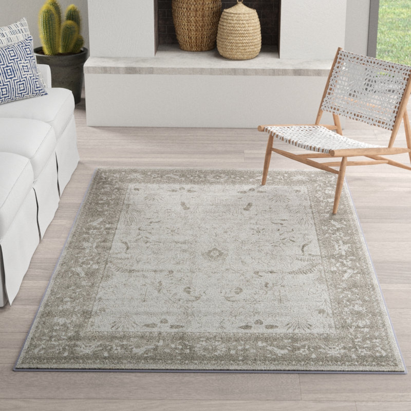 Henretter Oriental Indoor Rug, Rectangle 8' x 10'