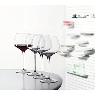 Vintage Classic Wine Glasses Set of 4 Clear Stemware 6 1/4” tall x