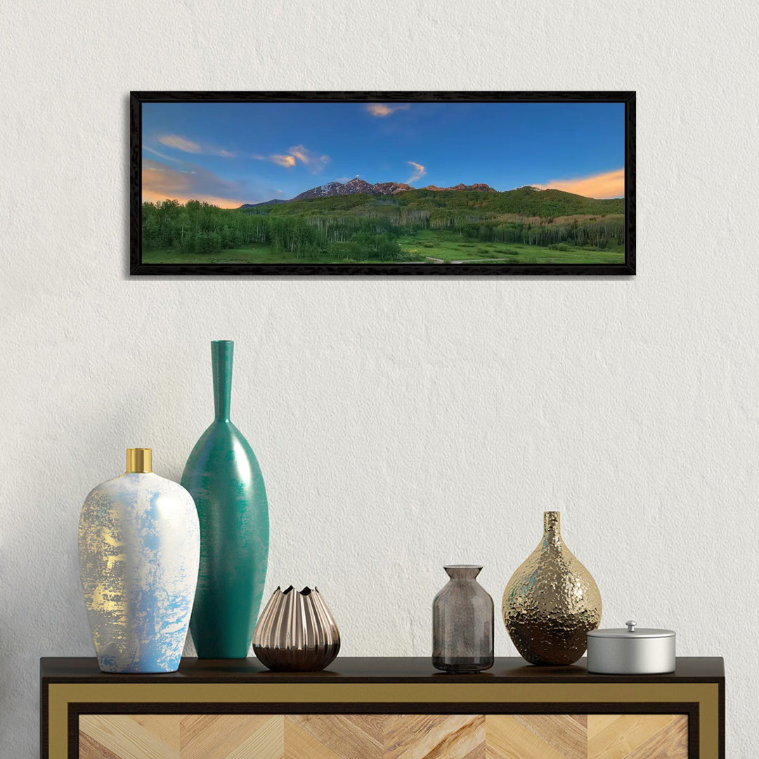 Green Serenity von Bill Sherrell - Floater Frame Panoramic Gallery-Wrapped Canvas Giclée on Canvas