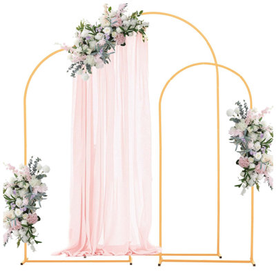 Ensemble de 3 supports de fond en arche métallique dorée, cadres de cérémonie de 2,2 m, 2 m et 1,8 m avec tubes carrés, vis à oreilles et sacs de rangement, pour mariages et fêtes.